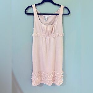 Max Studio ivory Sleeveless Dress with Attached Floral accent Size extra small